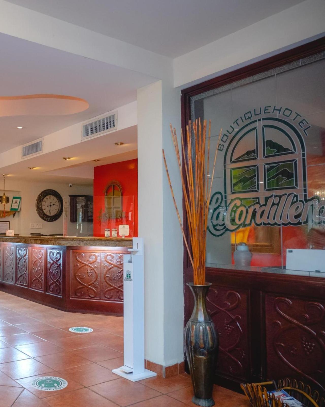 Boutique Hotel La Cordillera San Pedro Sula Buitenkant foto
